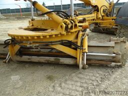 Volvo G946 6x6 road grader / Leica 3D system