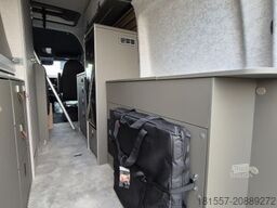 HYMER/ERIBA Grand Canyon S CrossOver 600 AHK 2,8t, Autark