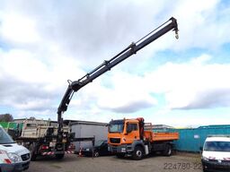 MERCEDES-BENZ 1833 , 4x4 ,Kran Hiab 166 Funk , Singlebereifung