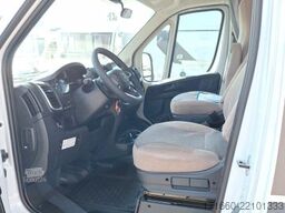 CARADO pro A 132 AUTOMATIK, SAT+TV, NAVI+RFK, MARKISE