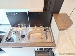BÜRSTNER Habiton HM 6.0 ** Schlafdach **