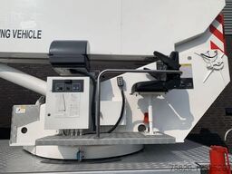 Mercedes-Benz Actros 3332 6X4 XCMG DG53C FIRE FIGTHING PLATFO...