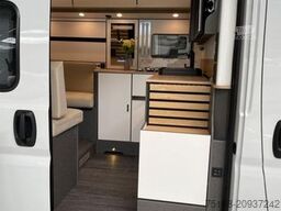 WEINSBERG CaraLife 630 LQ Navigation / LTE / TV / Anhänger