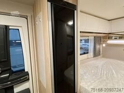 HOBBY De Luxe 495 WFB Modell 2025 / 1800 Kg Achse