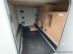 WEINSBERG CaraSuite 650 MEG Automatische SAT / Navigation