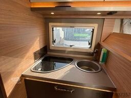 WEINSBERG CaraCore 700 MEG Light Ehemaliger Mietwagen