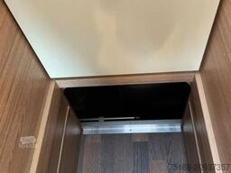 WEINSBERG CaraCore 700 MEG Light Ehemaliger Mietwagen