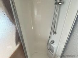 WEINSBERG CaraCore 700 MEG Light Ehemaliger Mietwagen