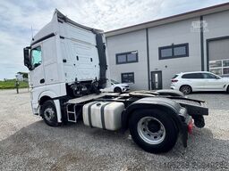 MERCEDES-BENZ Actros 1845