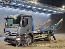 Mercedes Antos 1836 4X2 Palfinger M14T-25 MPA skiploader...