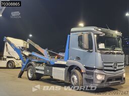 Mercedes Antos 1836 4X2 Palfinger M14T-25 MPA skiploader...