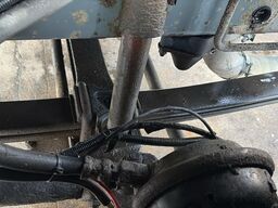 Volvo FL 220 (STEEL SUSP. / 10 BOLTS / 18 TONS / LONG...