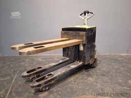 Caterpillar NPP20N2E