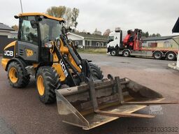 JCB 406