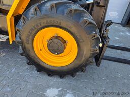 JCB 940-4 T4 - TRIPLEX