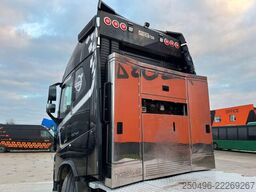 Volvo FH 16 750 6x4  GCW 80 ton / RETARDER / HYDRAULI...