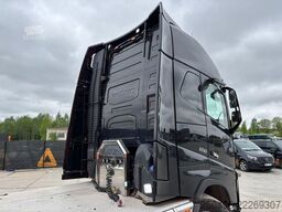 Volvo FH 16 650 6x2 GCW 70 ton / GLOBE XL / RETARDER