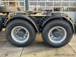 Mercedes-Benz Actros 4048 S 6x4 Tractor Head