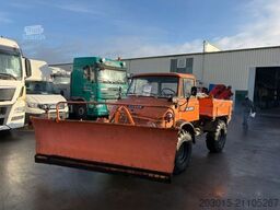 UNIMOG U  403   Winterdienst