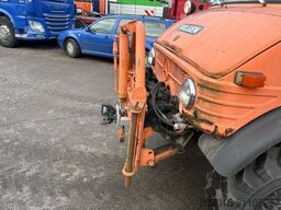 UNIMOG U  403   Winterdienst