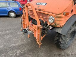 UNIMOG U  403   Winterdienst
