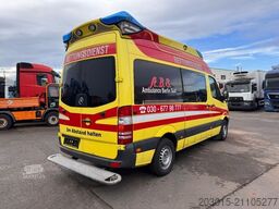 MERCEDES-BENZ Sprinter  315 CDI  Rettungswagen / Kranken