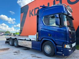 Scania R 650 6x4 RETARDER / PLATFORM L=6851 mm