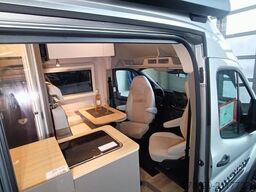 LMC Innovan Ford 592 Sondermodell März 26 Verfügbar