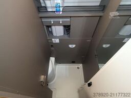 LMC Innovan Ford 592 Sondermodell März 26 Verfügbar