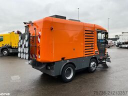 Ravo 580 with 3-rd brush