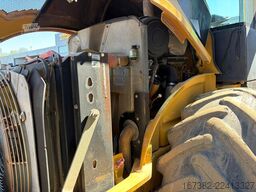 Caterpillar CP76 (19t)