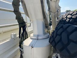 Mercedes-Benz 1017 4X4 ex army reconditioned white with crane