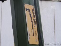 Mercedes-Benz 1017 4X4 ex army reconditioned white with crane