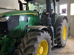 John Deere 6R 230