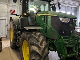 John Deere 6R 230