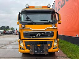 Volvo FH480 6x4 UNDERBODY SCARPER / SNOWPLOW EQUIPMENT