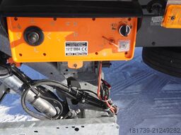 Renault D210 12T / Bitemperature Refrigerator