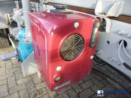 Renault Premium 260.19 dxi 4x2 gas tank 19.5 m3