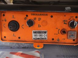 Renault D12 / Lamberet refrigerated truck / lift