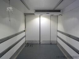 Renault D210 12T / Bitemperature Refrigerator