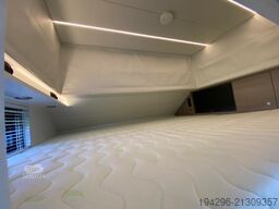 Mercedes-Benz Actros Limited Edition 2651 + Anhänger