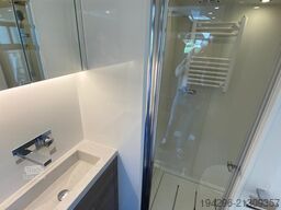 Mercedes-Benz Actros Limited Edition 2651 + Anhänger