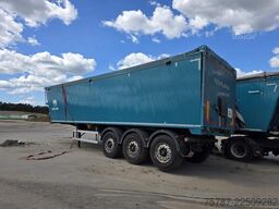 WIELTON ca 49 cbm Getreidekipper Unfall mit Kornschieber