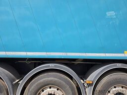 WIELTON ca 49 cbm Getreidekipper Unfall mit Kornschieber