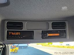 Mercedes-Benz Atego 824 L Bär LBW 1.000kg AHK Klima 3 Sitze