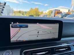 Mercedes-Benz V 300 d STYLE AMG 4MATIC AIRMATIC DISTRONIC Pano