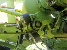 CLAAS Quadrant 2200