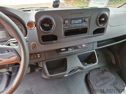 MERCEDES-BENZ Elektro Sprinter Bürgerbus Vorführfahrzeug