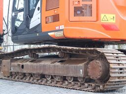 Hitachi ZX225 USRLC-6 | ROTOTILT | BUCKET | GOOD CONDITION