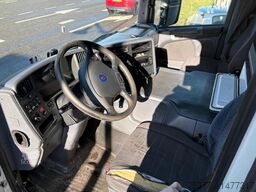 Scania P280 Euro 5 frigo Meatrails Rohr Viande Carne